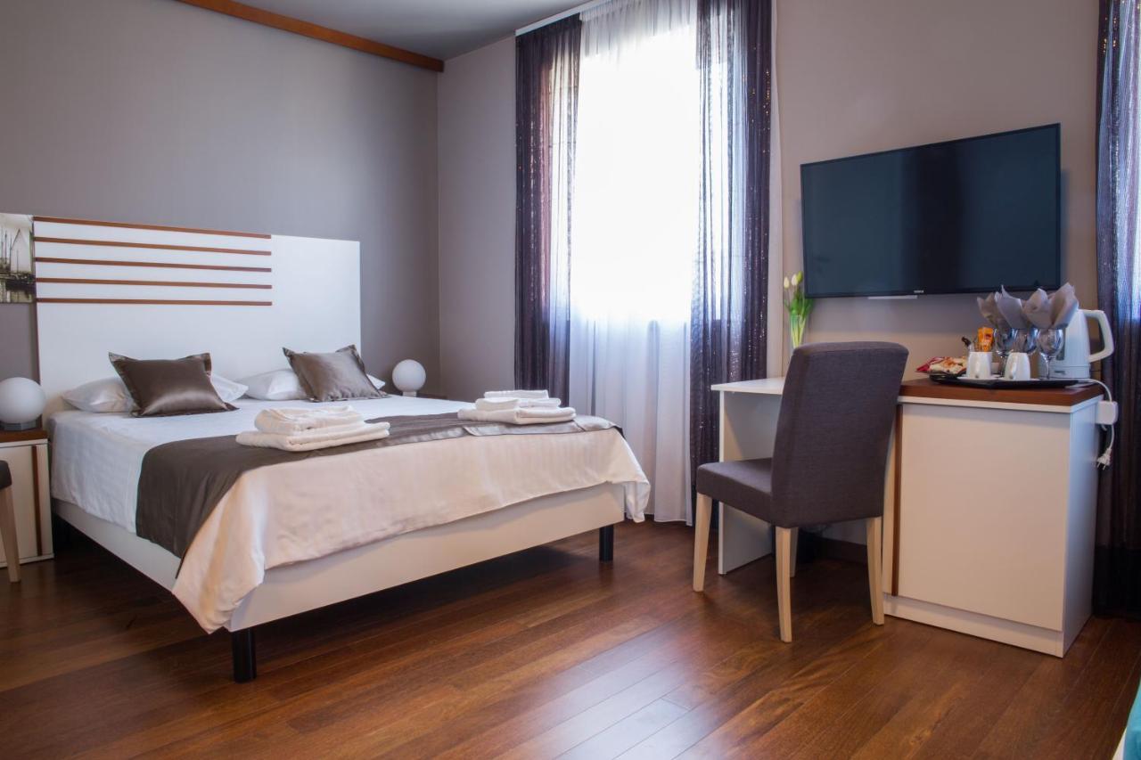 Luxury Rooms Silente Bacvice 2 スプリト エクステリア 写真